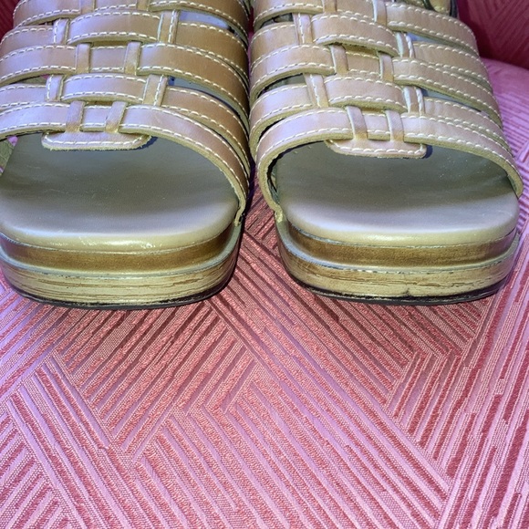 Dansko Sandals   Size 40 - Picture 3 of 13